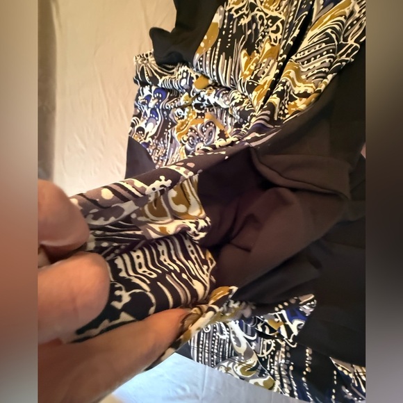 BCBGMaxAzria Short Sleeve V-neck Jersey Draped Black Midi Dress Size Large - Picture 7 of 11